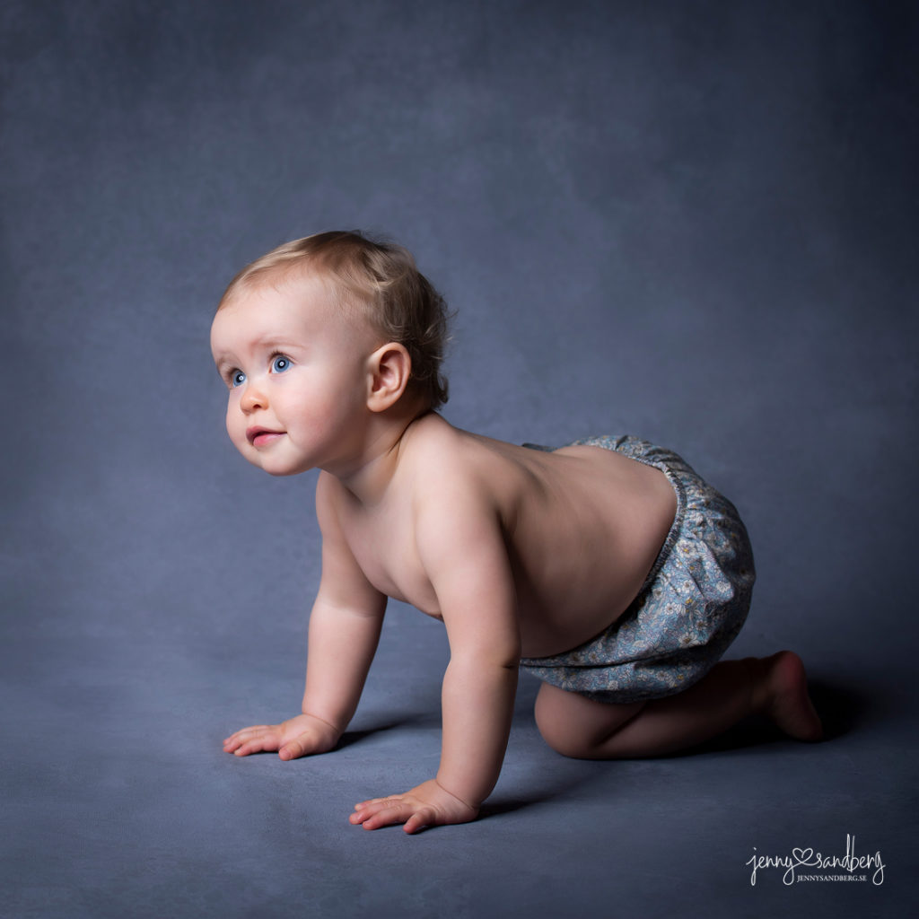 Barnfotograf med 1-årsfoto Malmö