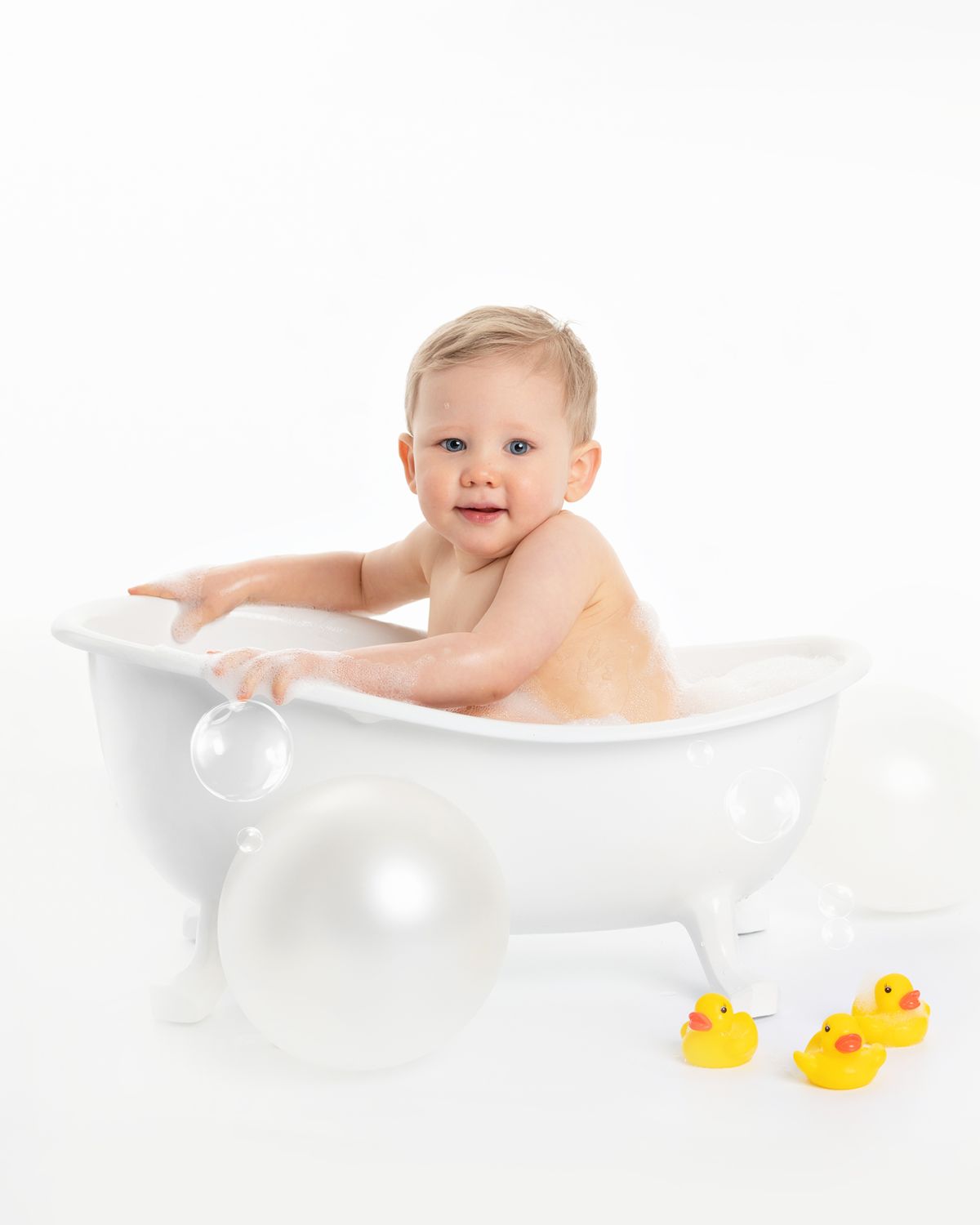 smash the cake och mini bad fotografering